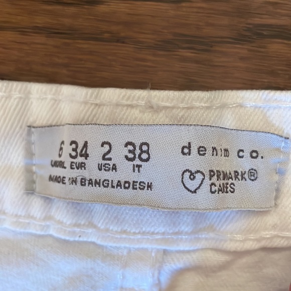 NWT WHITE PRIMARK JEAN SHORTS - Picture 3 of 5